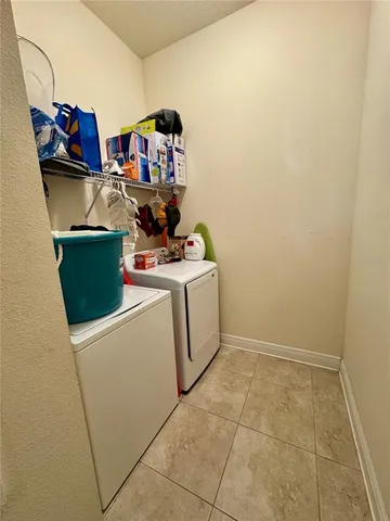 $2,200 | 8950 52nd Avenue East, Palmetto, FL 34221