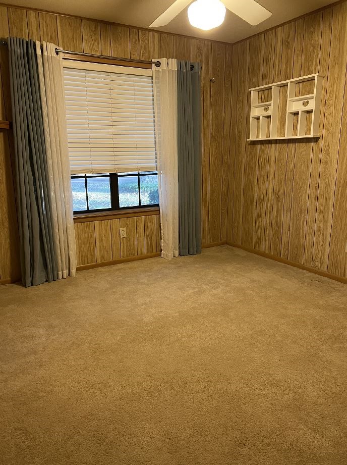 507 North Rusk Street Wharton, TX 77488 - Photo 9 of 18 a view of an empty room