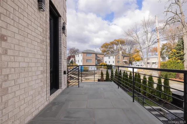 $7,400 | 1 Victoria Lane, Yonkers, NY 10701