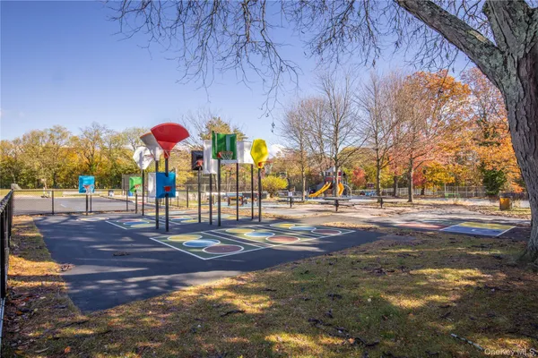 $7,400 | 1 Victoria Lane, Yonkers, NY 10701