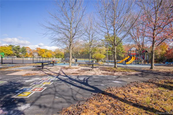 $7,400 | 1 Victoria Lane, Yonkers, NY 10701