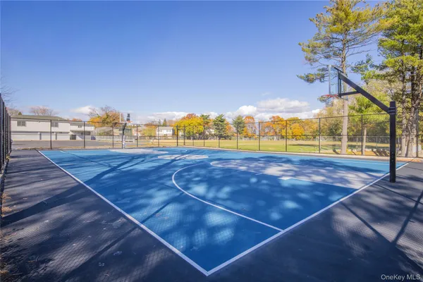 $7,400 | 1 Victoria Lane, Yonkers, NY 10701