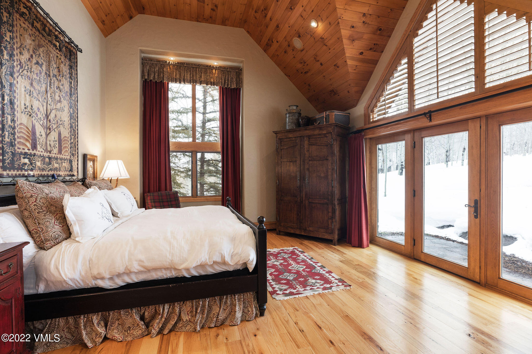 106 Pilgrim Drive Edwards, CO 81632 - Photo 8 of 21 a bedroom with a large bed and a large window