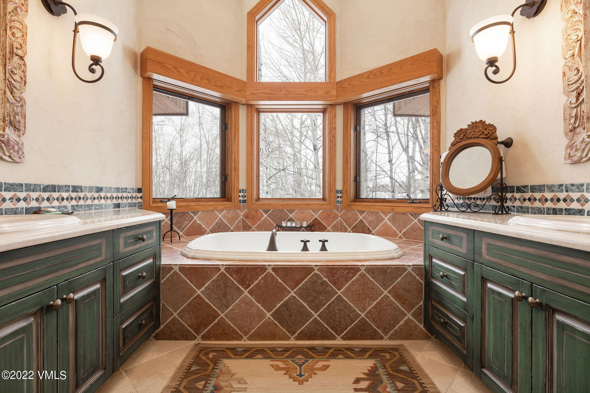 106 Pilgrim Drive Edwards, CO 81632 - Photo 9 of 21 a bathroom with a sink and a mirror