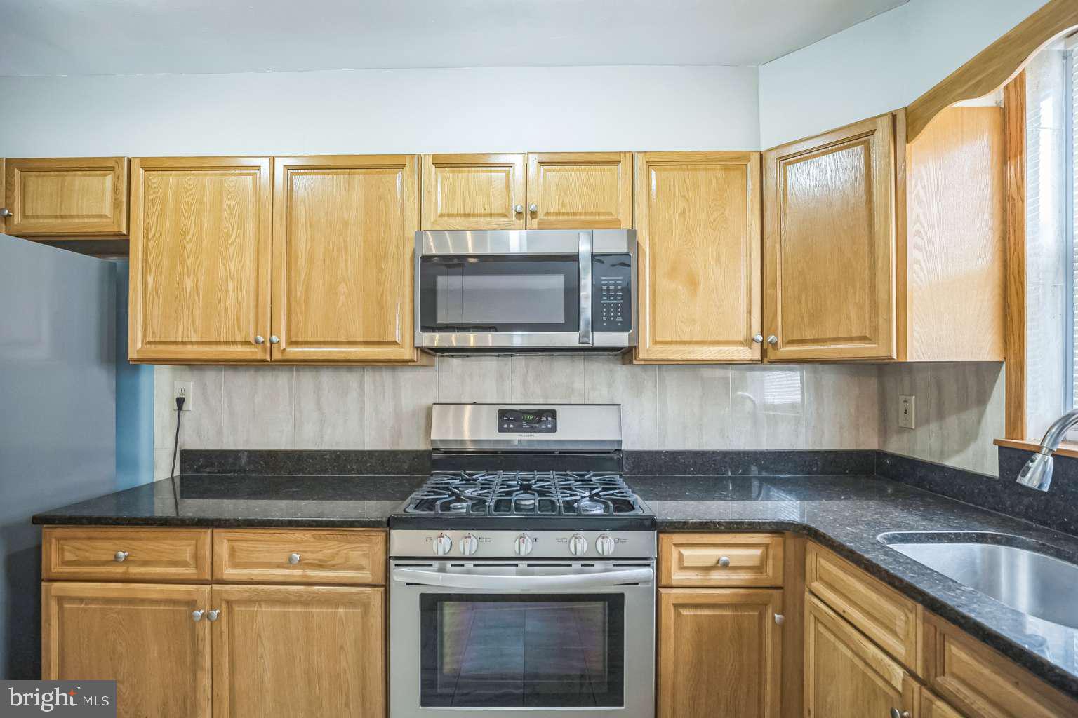 638 Briarcliff Road Upper Darby, PA 19082 - Photo 11 of 21