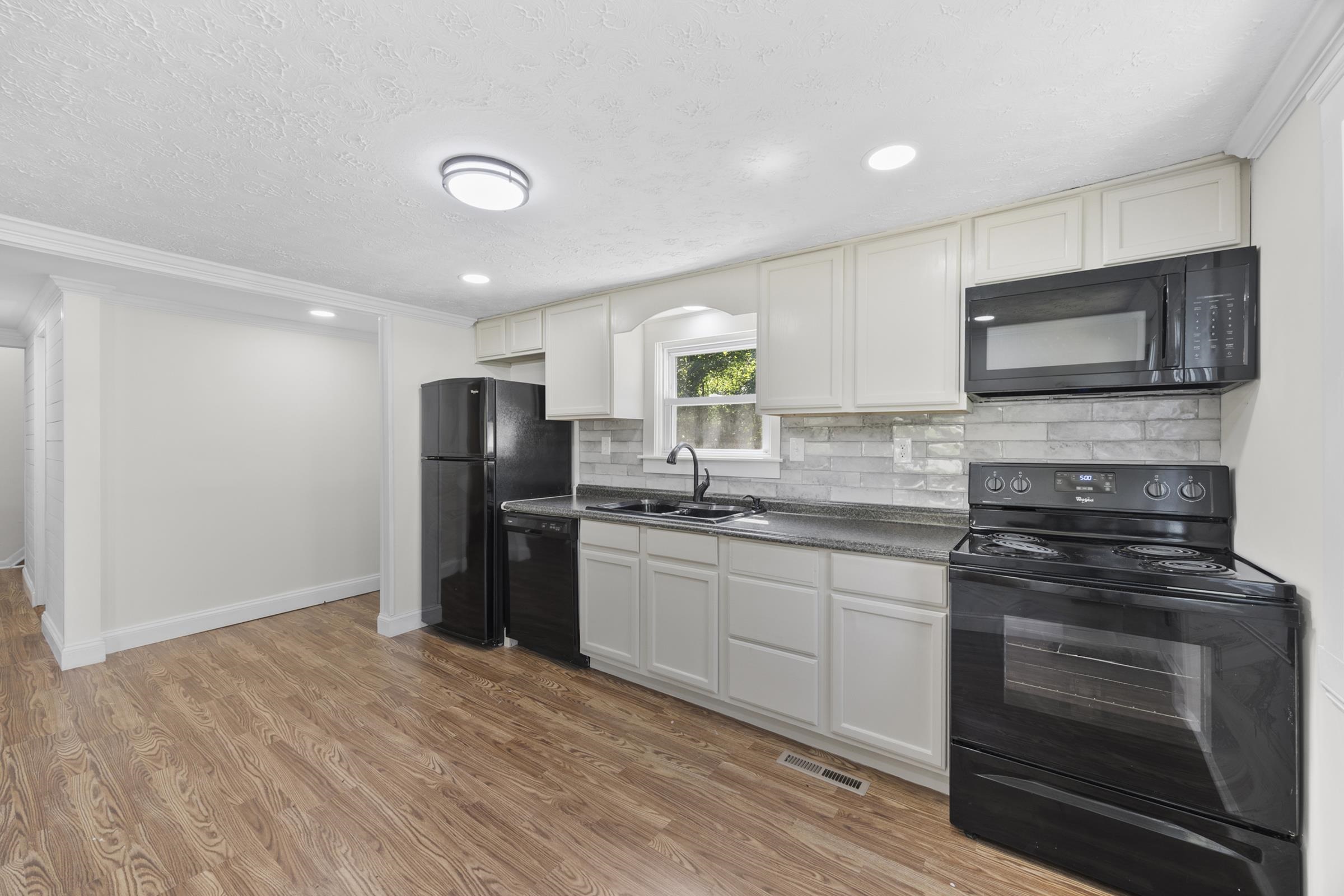 3416 East Point Road Elkton, VA 22827 - Photo 12 of 43 Gallery Image 12