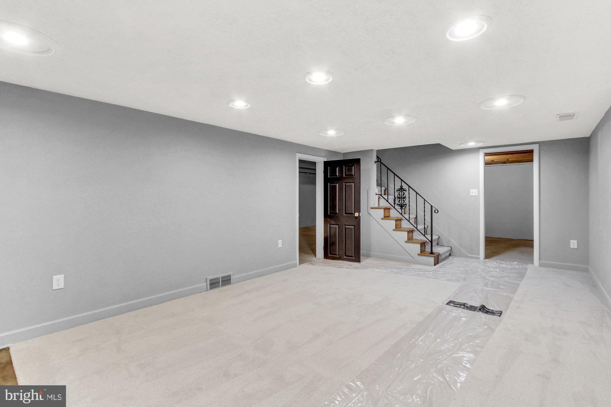 2239 Sutton Road York, PA 17403 - Photo 30 of 36