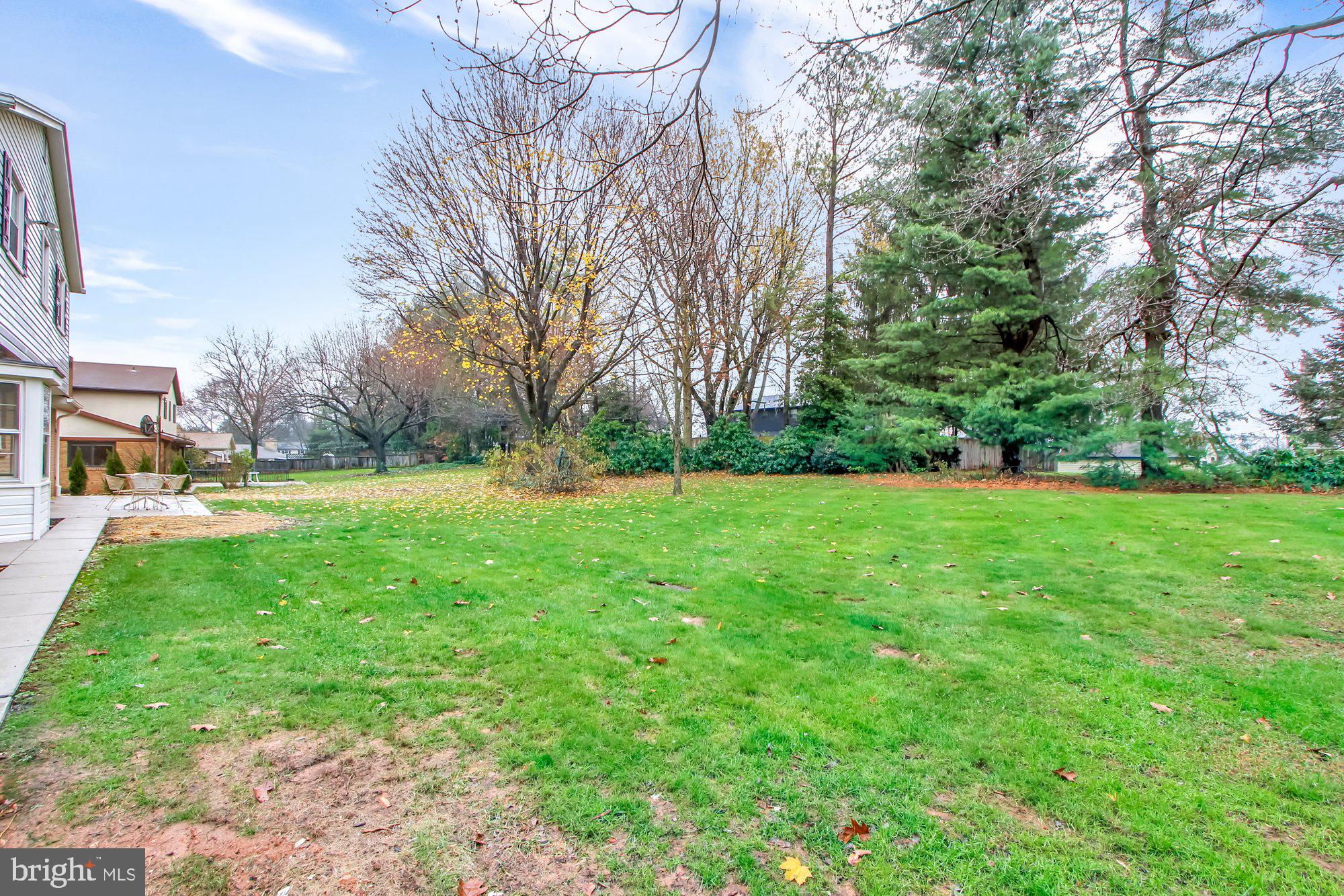 2239 Sutton Road York, PA 17403 - Photo 34 of 36