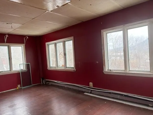 $89,200 | 90 Mt Vernon Street, St. Johnsbury, VT 05819