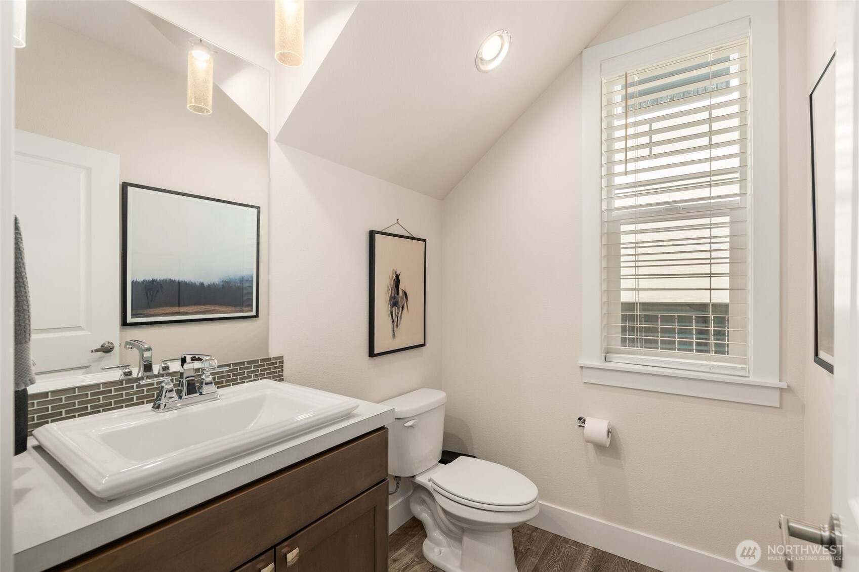 842 Chelan Place Northeast Renton, WA 98059 - Photo 14 of 28