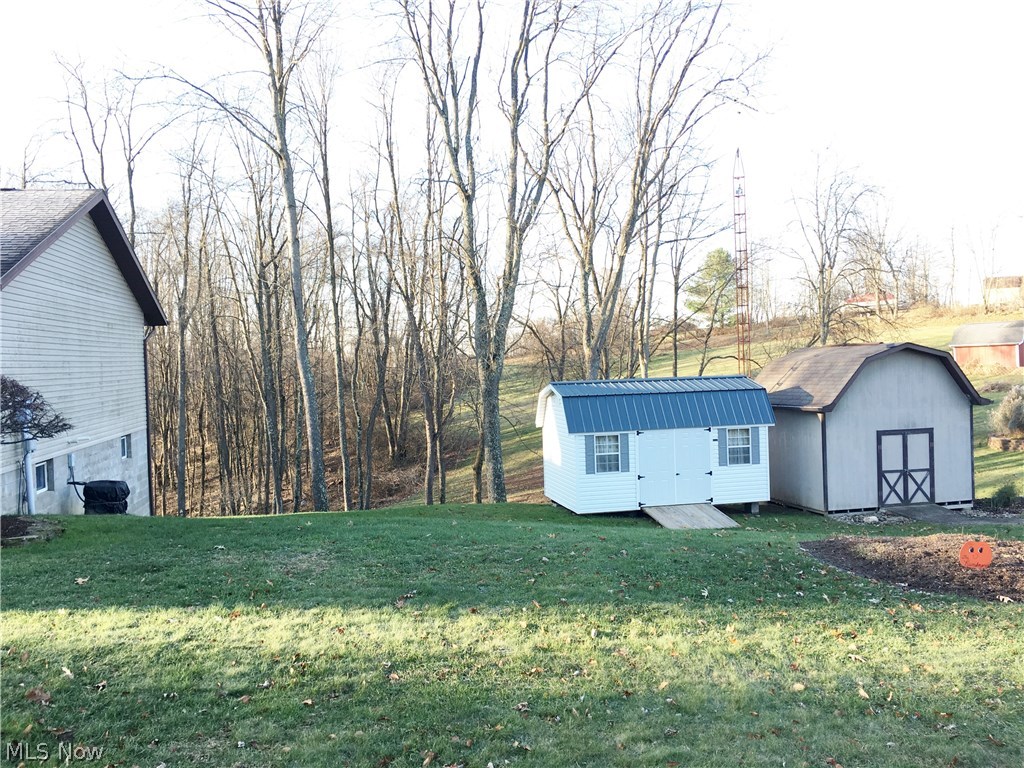 1088 Robinhood Road Southeast Dennison, OH 44621 - Photo 25 of 30