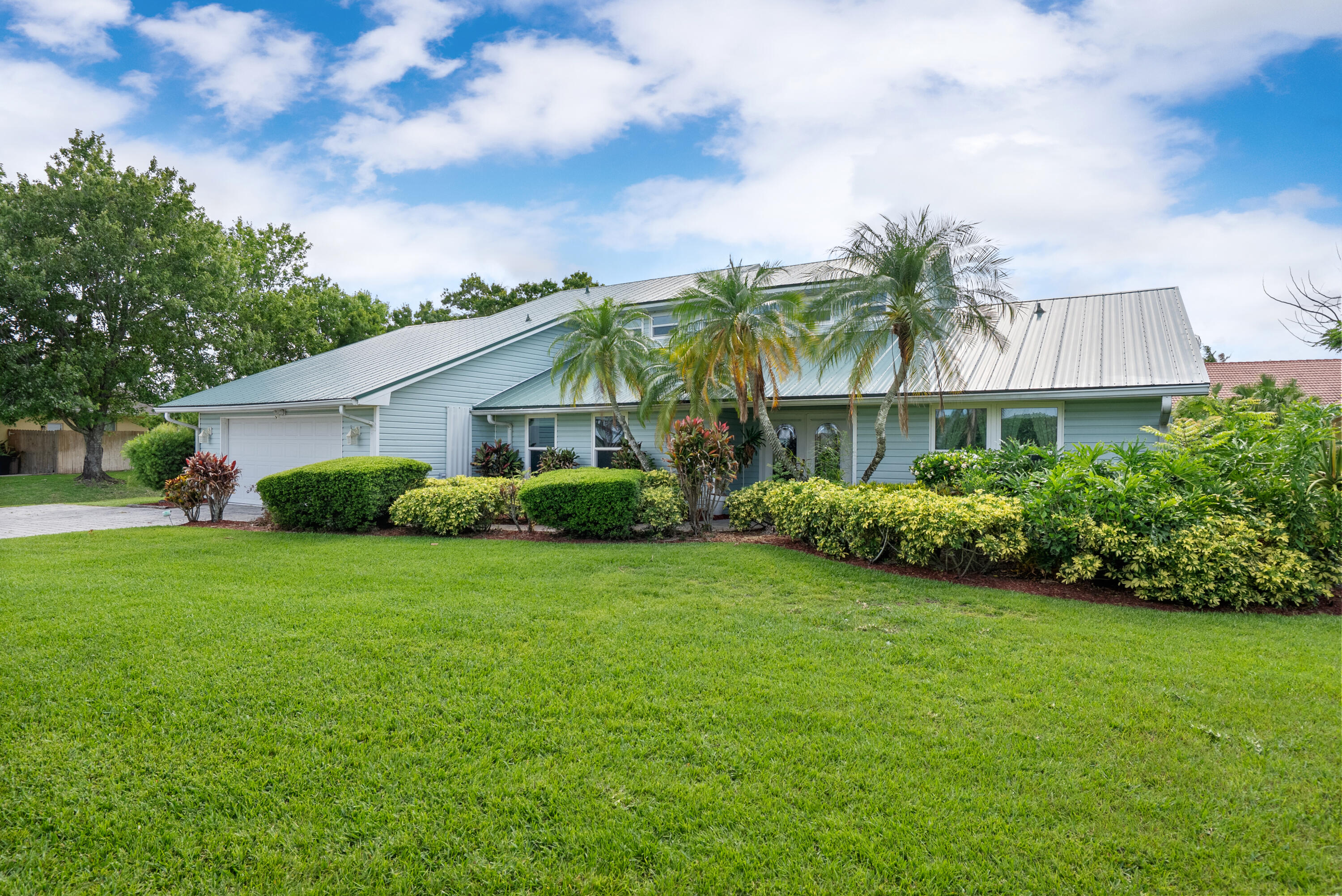 2415 Northwest Cove View Stuart, FL 34994 - Photo 4 of 54 DSC07209