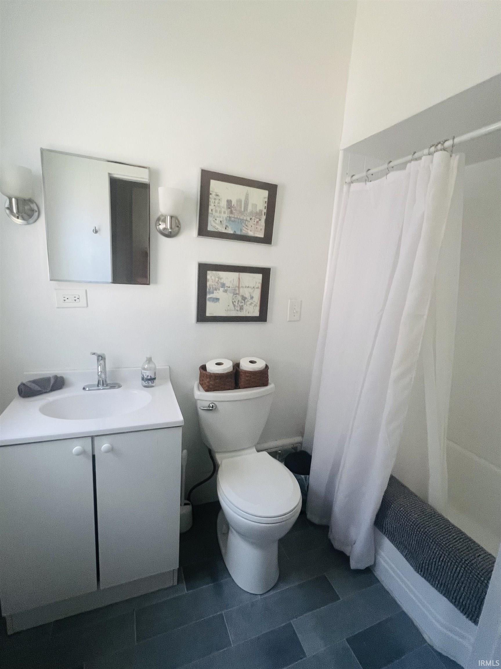 520 Southeast Riverside Drive Evansville, IN 47713 - Photo 10 of 19