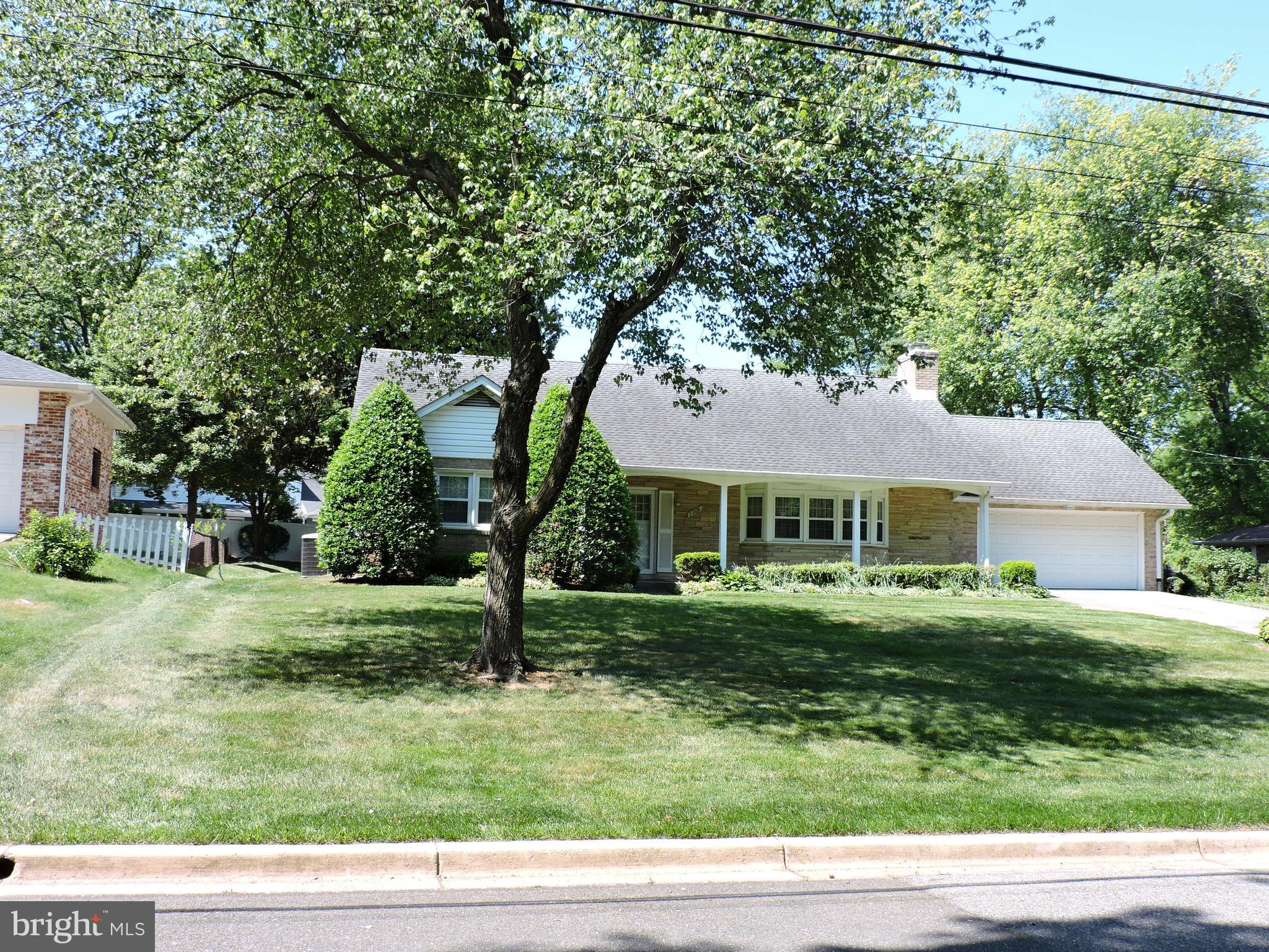 7209 Kempton Road Lanham, MD 20706 - Photo 16 of 35 front view