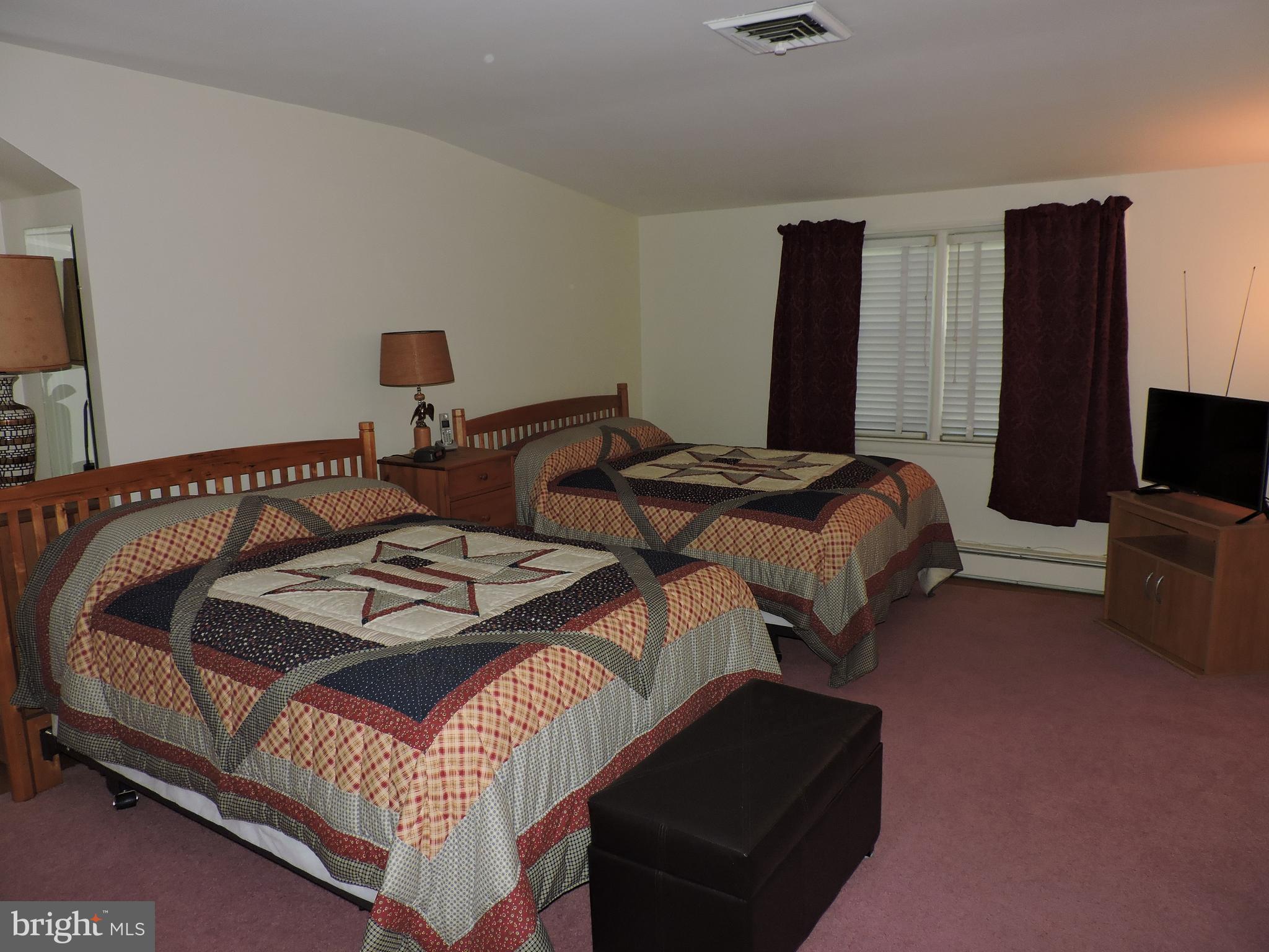 7209 Kempton Road Lanham, MD 20706 - Photo 33 of 35 upstairs bedroom