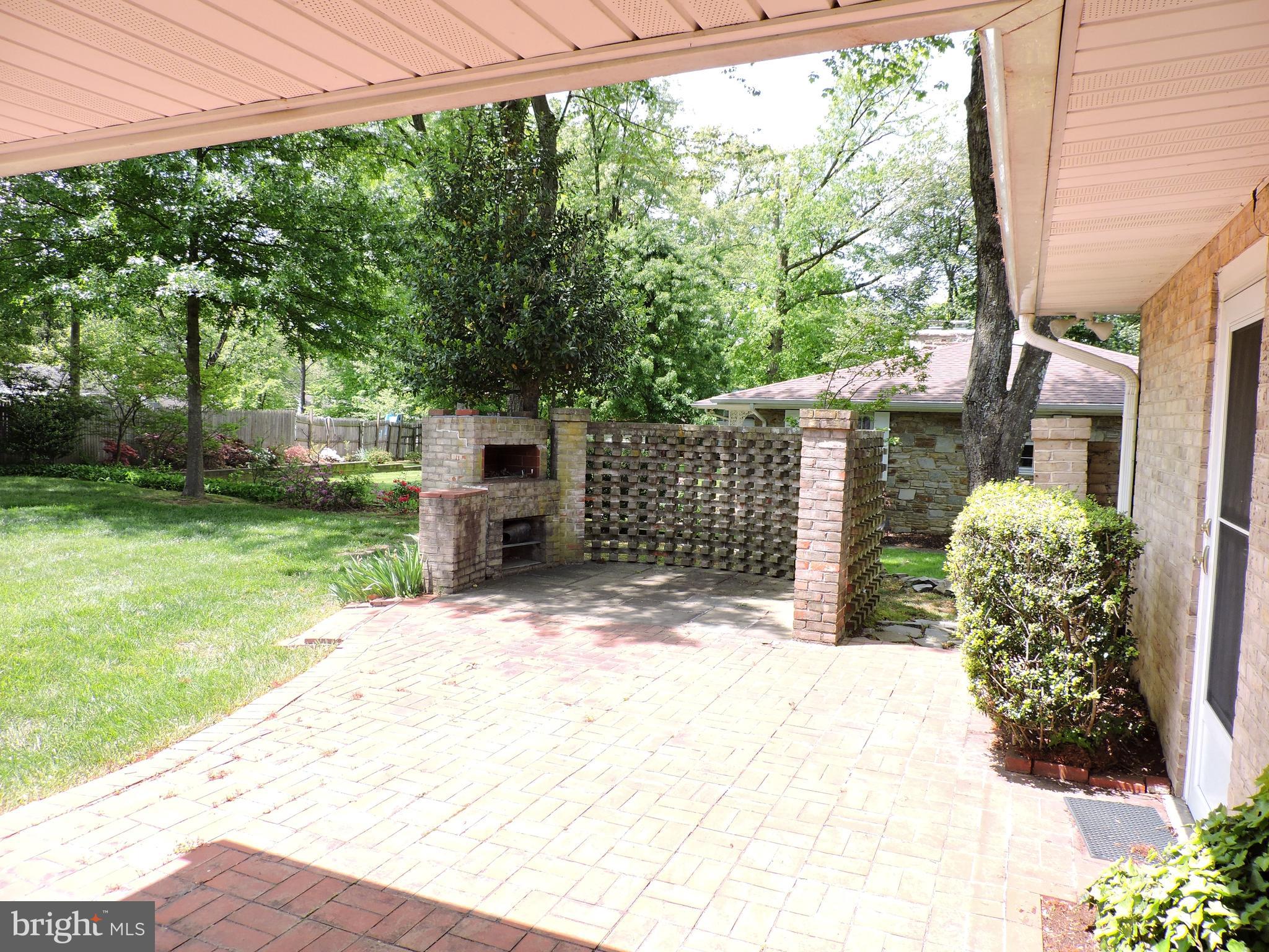 7209 Kempton Road Lanham, MD 20706 - Photo 6 of 35 backyard brick patio