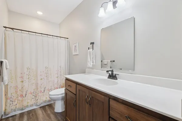 $339,000 | 140 9th Avenue Northeast, Isanti, MN 55040