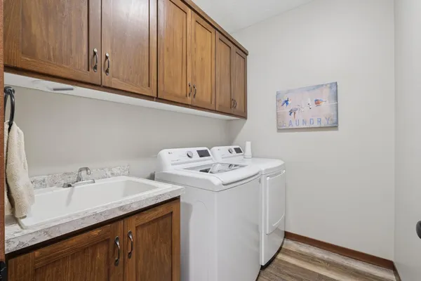 $339,000 | 140 9th Avenue Northeast, Isanti, MN 55040