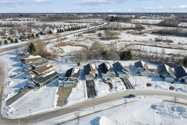 $339,000 | 140 9th Avenue Northeast, Isanti, MN 55040