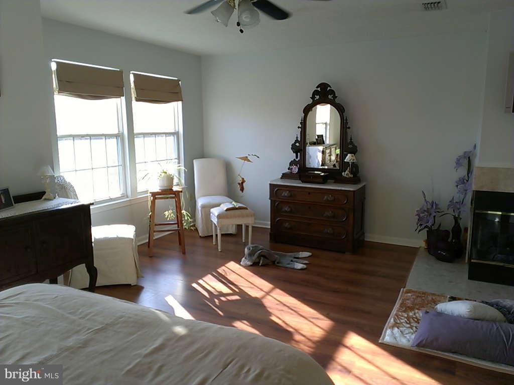 4236 Maple Path Circle, Unit 23 Baltimore, MD 21236 - Photo 23 of 30 Bedroom (Master)