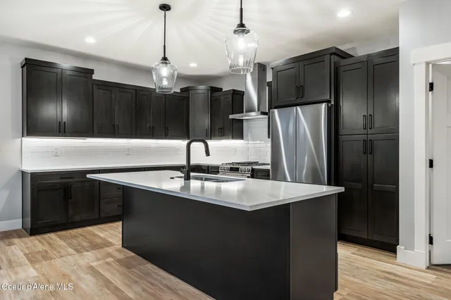 $699,000 | 2099 Aspen Way, Sandpoint, ID 83864