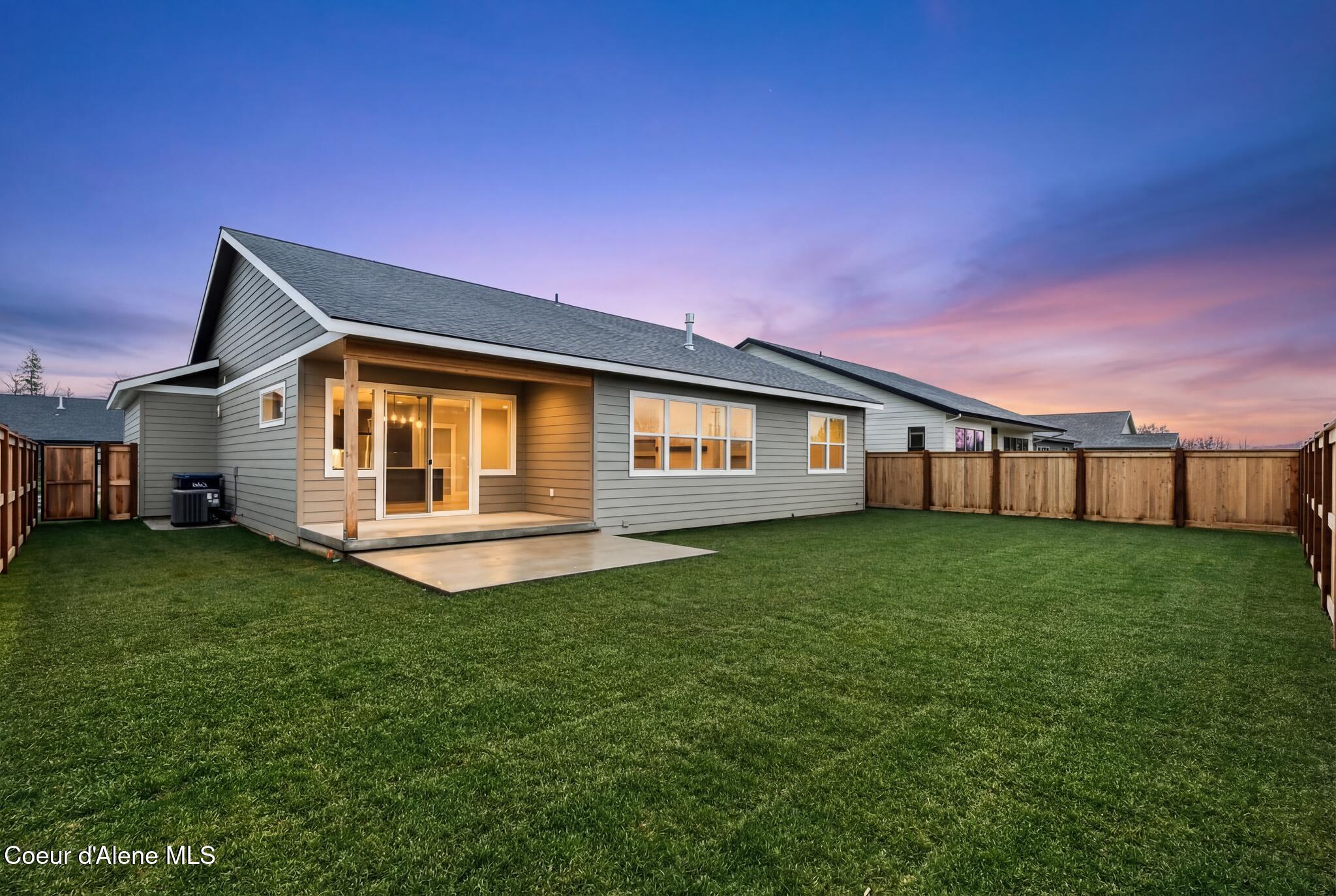 2099 Aspen Way Sandpoint, ID 83864 - Photo 2 of 63 9_2099-Twilights6