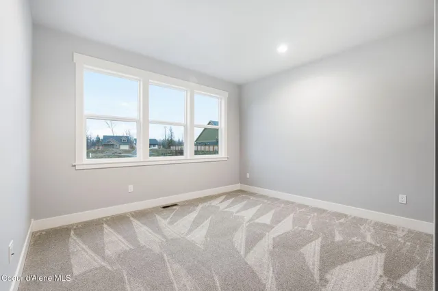 $699,000 | 2099 Aspen Way, Sandpoint, ID 83864