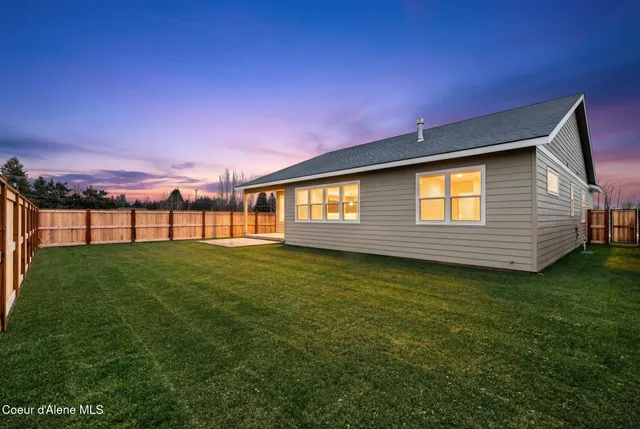 $699,000 | 2099 Aspen Way, Sandpoint, ID 83864