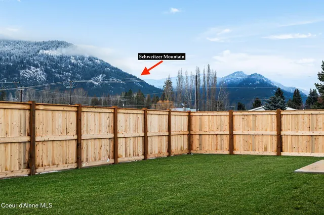 $699,000 | 2099 Aspen Way, Sandpoint, ID 83864