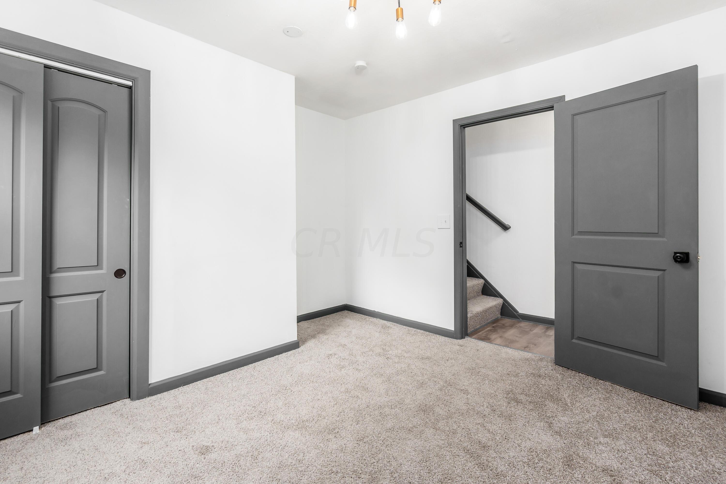 687 Colton Road Columbus, OH 43207 - Photo 28 of 53 1st Floor 2nd Bedroom