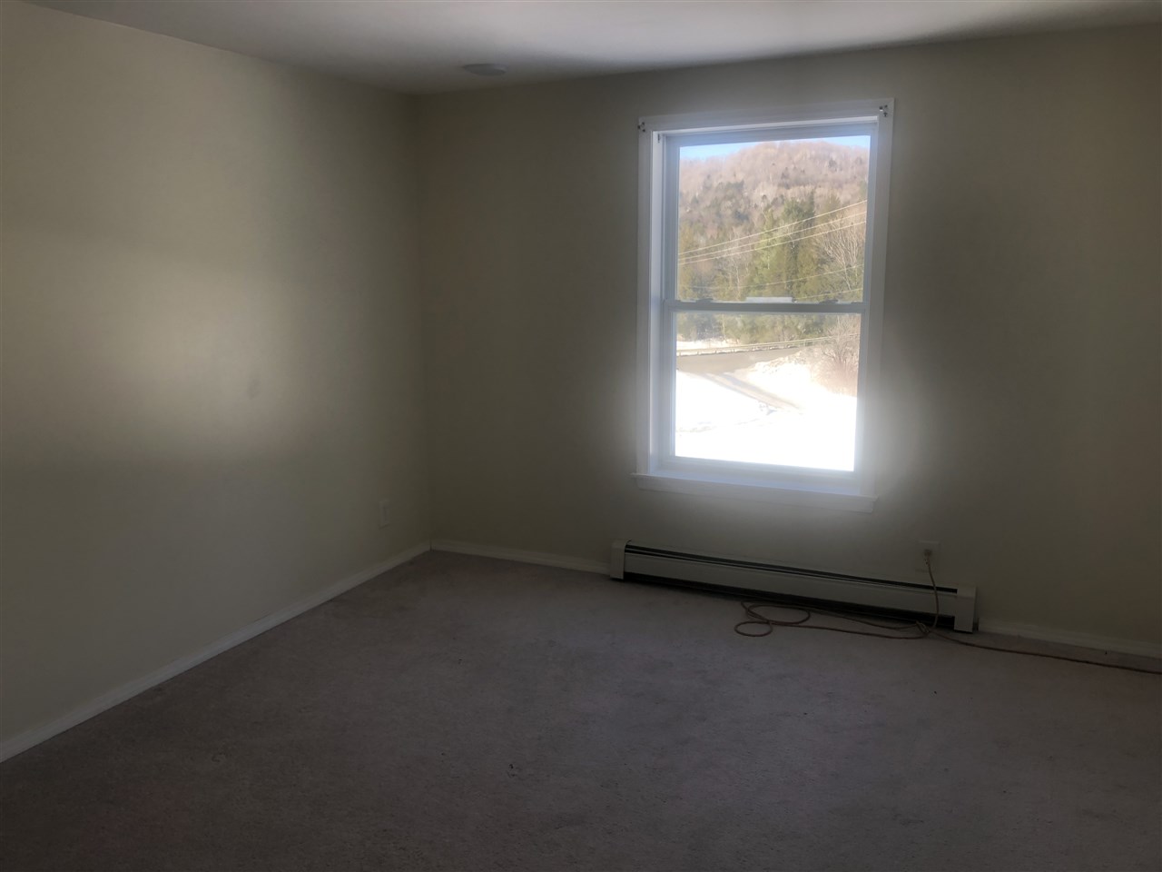 380 Brown Farm Road Lyndon, VT 05851 - Photo 6 of 24 Gallery Image 6