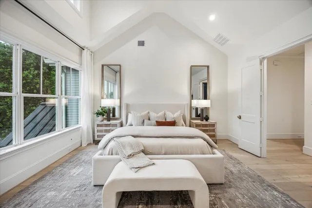 $3,150,000 | 1426 Huge Oaks Street, Houston, TX 77055