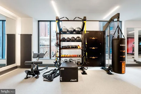 $2,793 | 210 South 12th Street, Unit 18J, Philadelphia, PA 19107