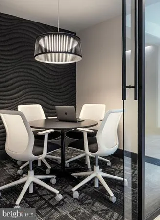 $2,793 | 210 South 12th Street, Unit 18J, Philadelphia, PA 19107