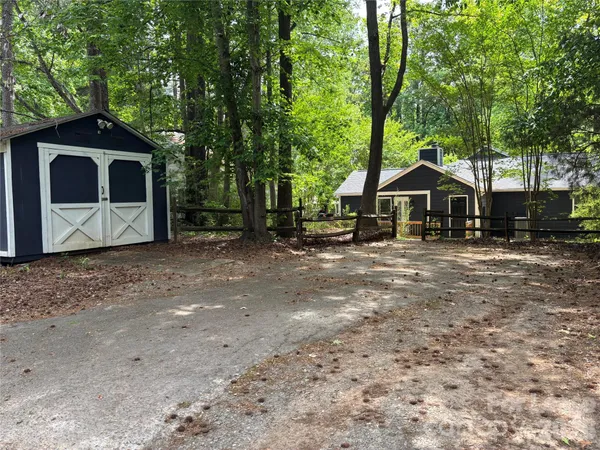 $2,200 | 10221 Grand Junction Road, Mint Hill, NC 28227