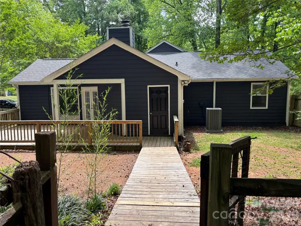 $2,200 | 10221 Grand Junction Road, Mint Hill, NC 28227