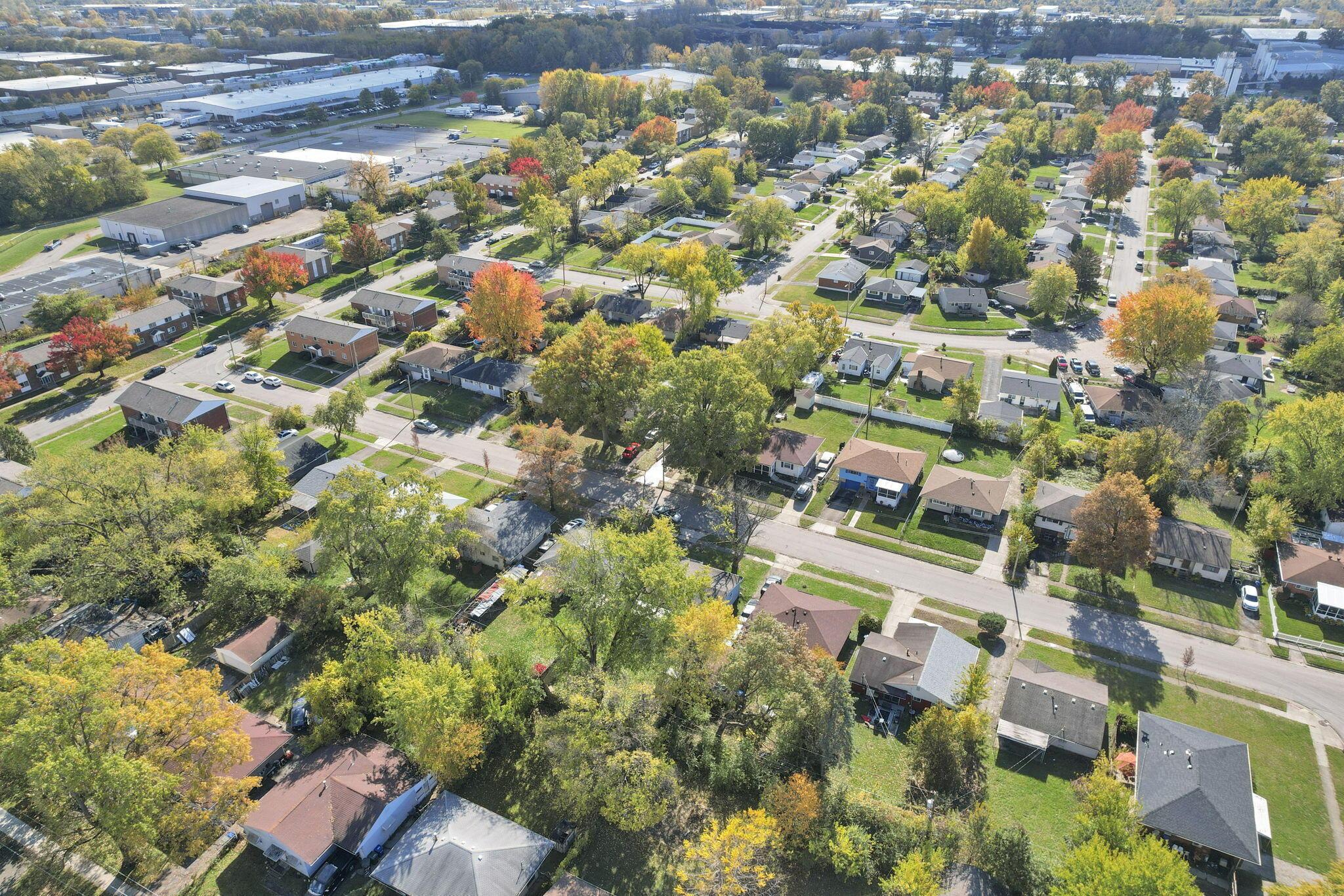 1673 Liscomb Road Columbus, OH 43207 - Photo 36 of 36 37-web-or-mls-DJI_0389
