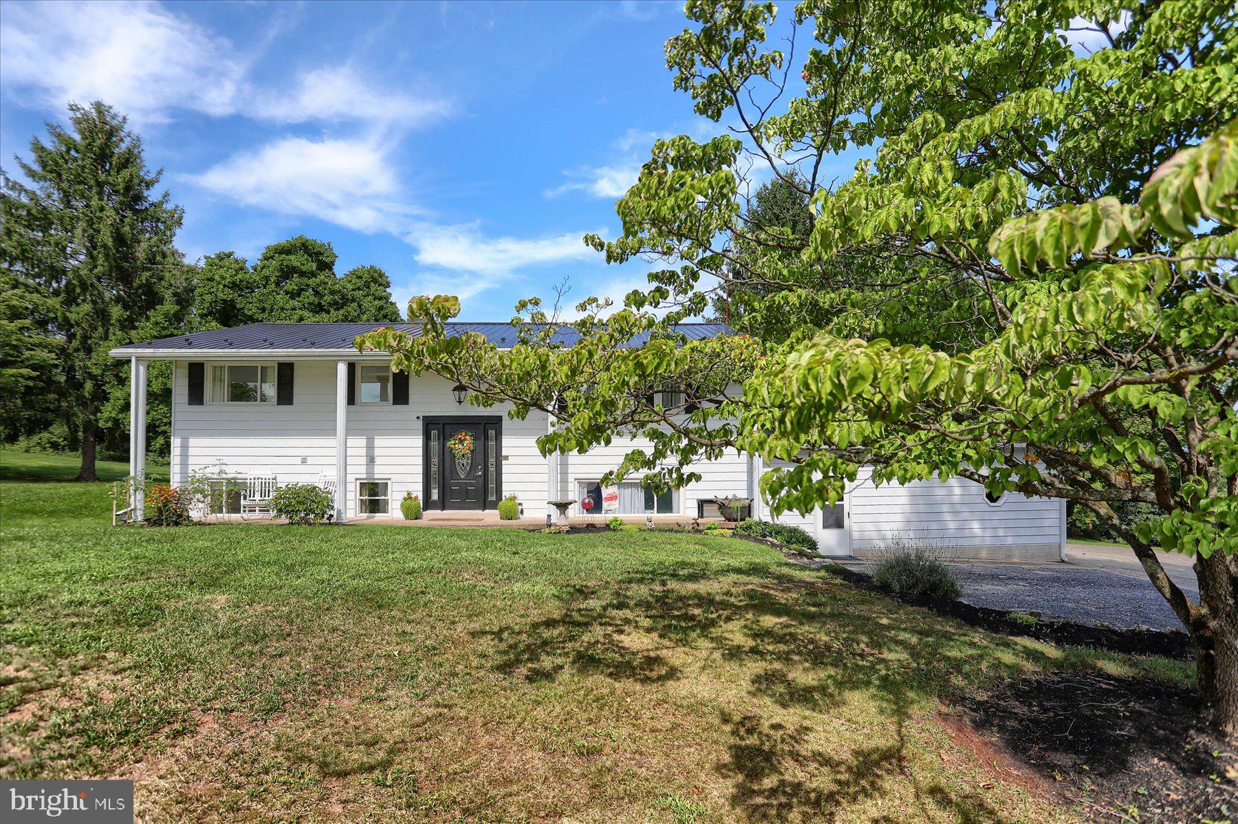 46 Blacksnake Road Duncannon, PA 17020 - Photo 3 of 43 Gallery Image 3