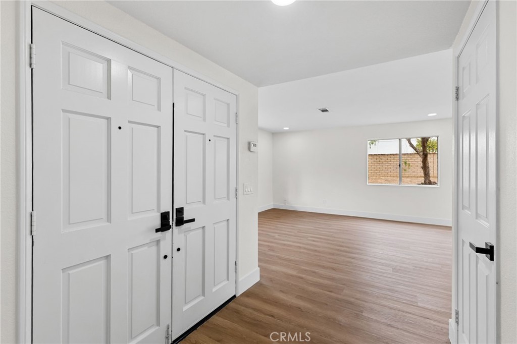 10880 Valley Drive Riverside, CA 92505 - Photo 4 of 40