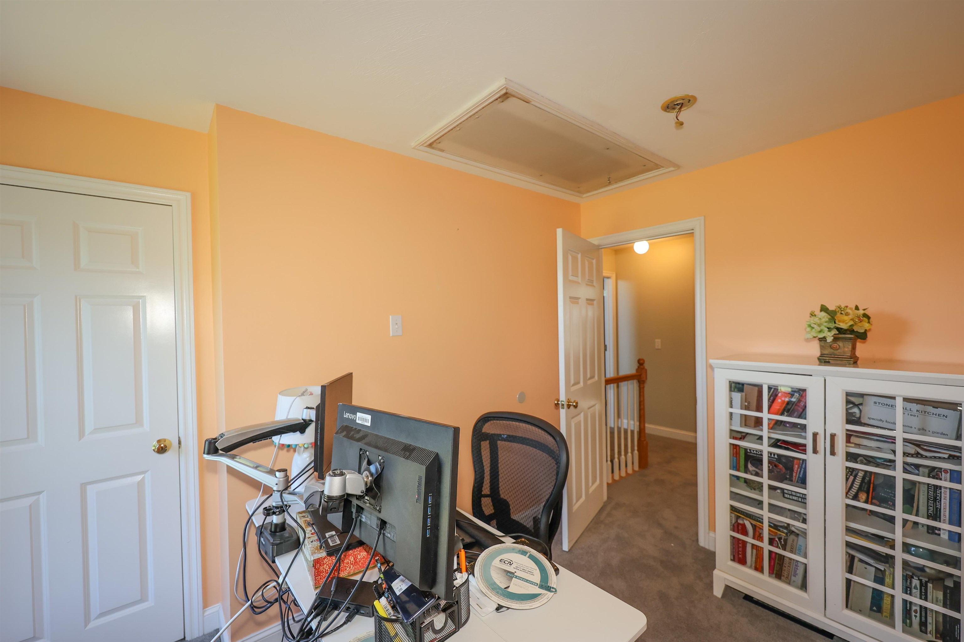 92 Middle Road Deerfield, NH 03037 - Photo 15 of 40