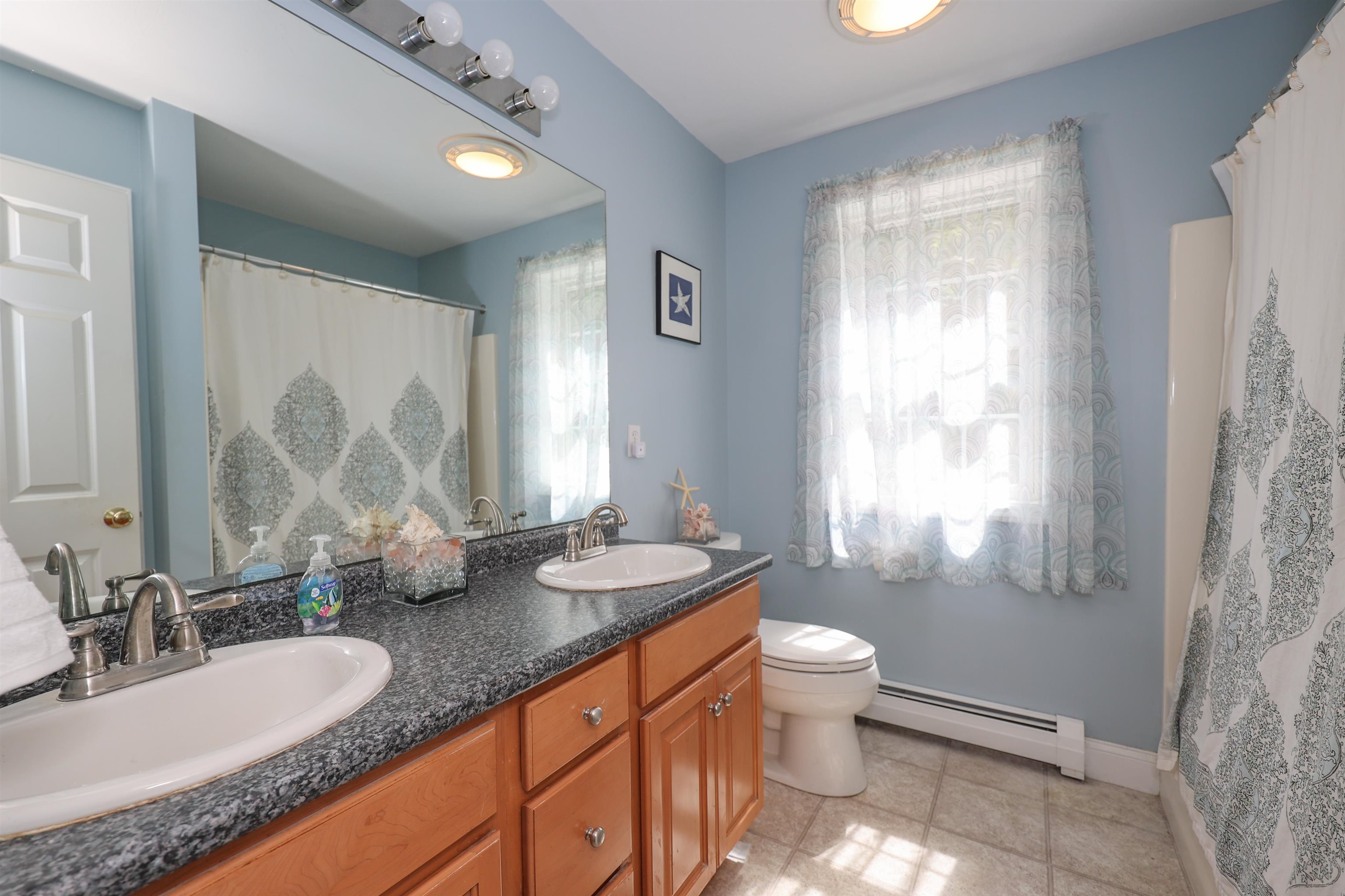 92 Middle Road Deerfield, NH 03037 - Photo 16 of 40