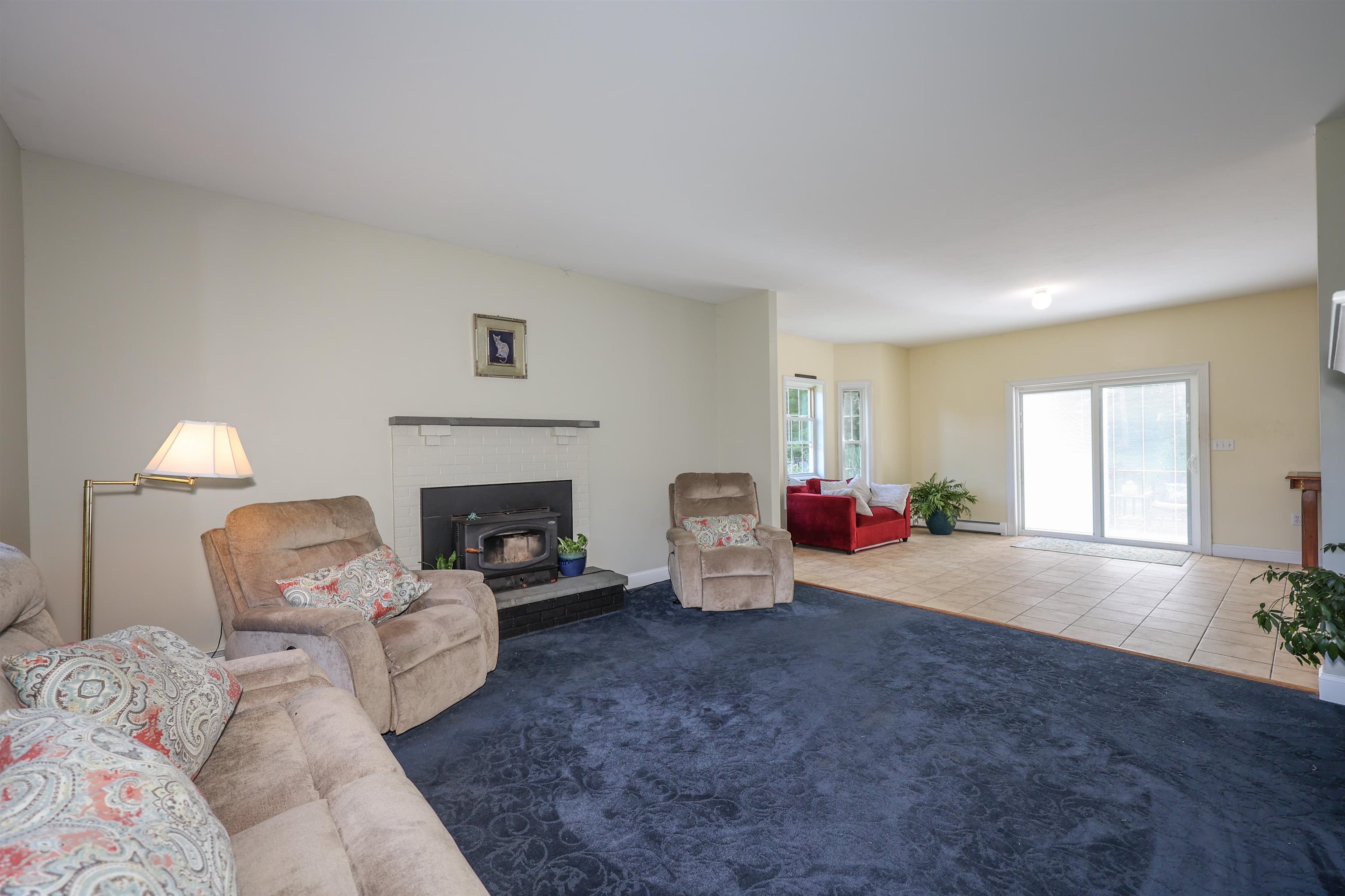 92 Middle Road Deerfield, NH 03037 - Photo 2 of 40