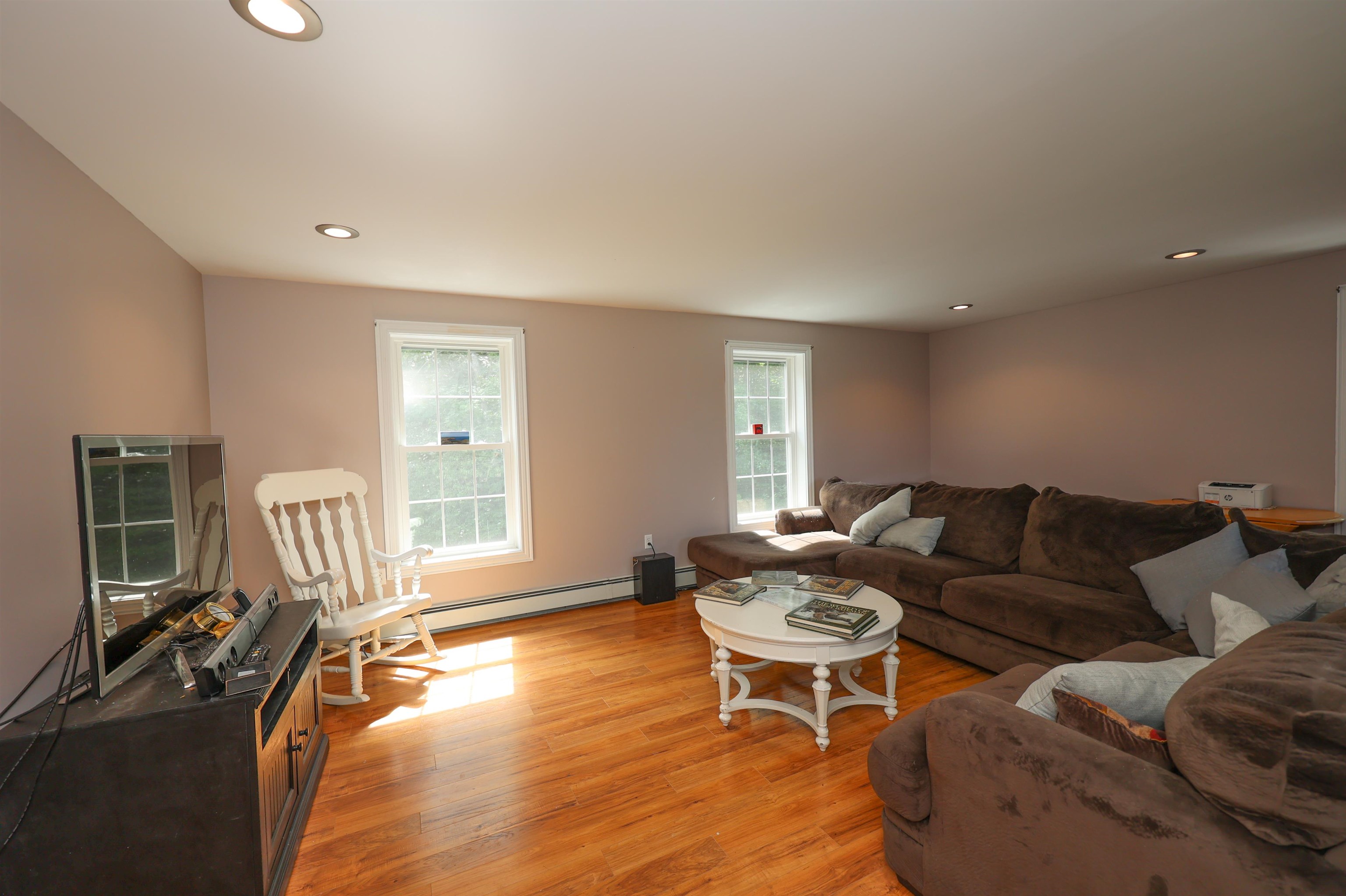 92 Middle Road Deerfield, NH 03037 - Photo 24 of 40