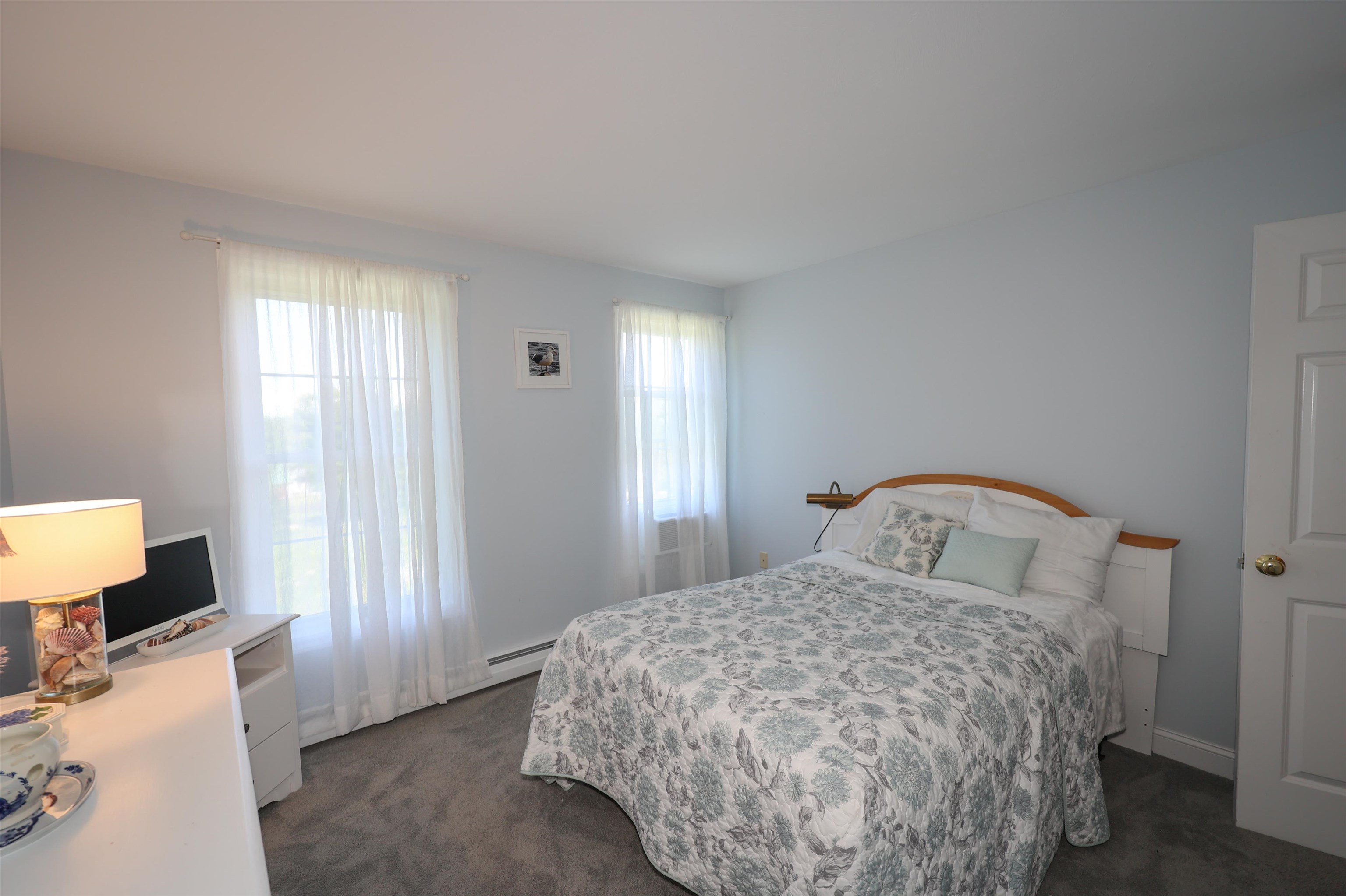 92 Middle Road Deerfield, NH 03037 - Photo 7 of 40