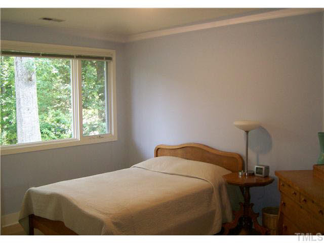 2120 Buckingham Road Raleigh, NC 27607 - Photo 14 of 22 Photo 14