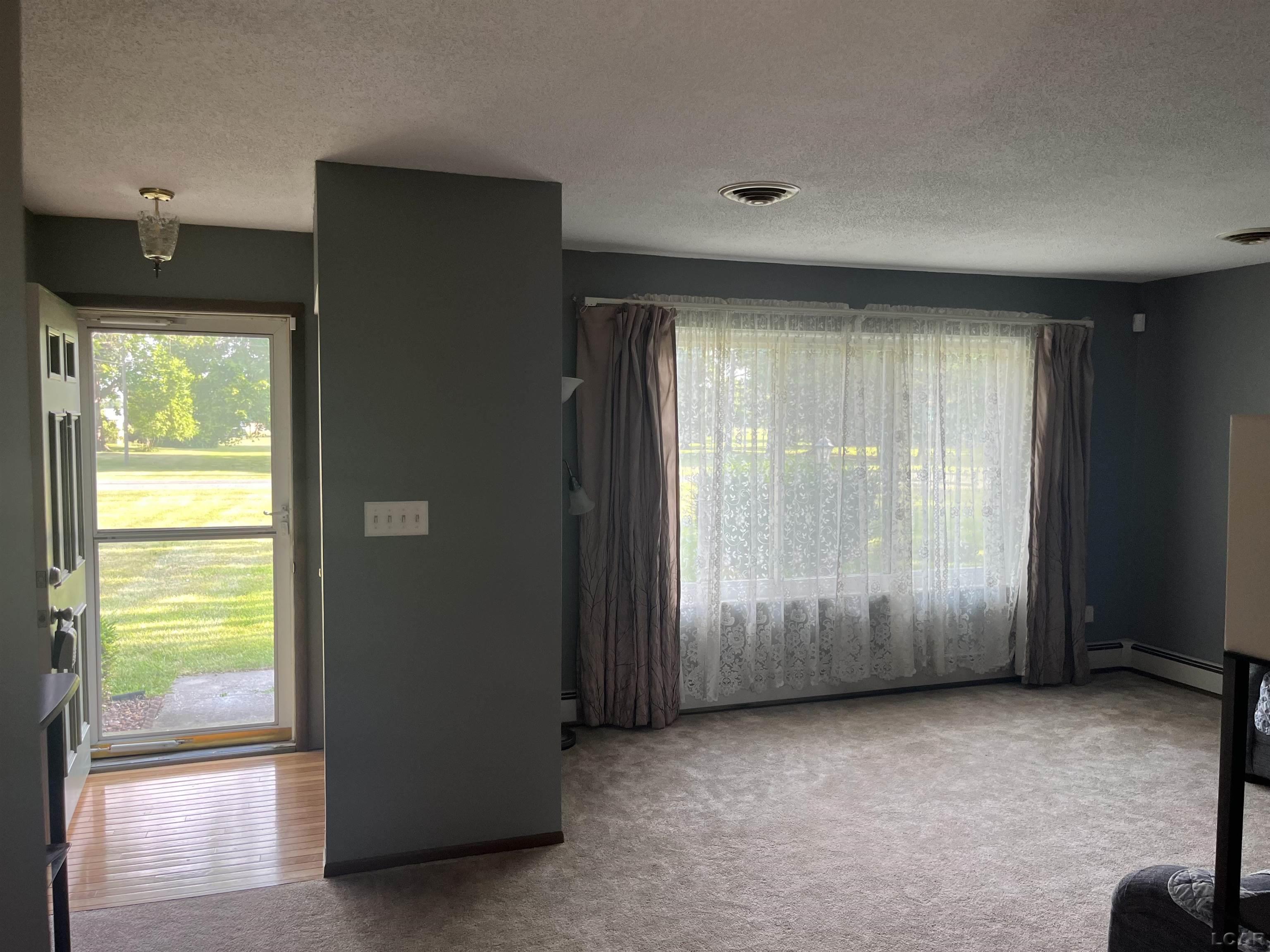 2589 Gady Road Adrian, MI 49221 - Photo 9 of 27 50149303-d70966c9-360f-4ad7-a88e-e5a61f0fc4d3.JPG