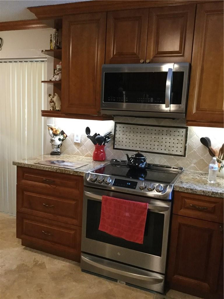 7813 Kenway Place West Boca Raton, FL 33433 - Photo 13 of 46 Photo 13
