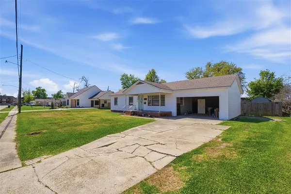 $164,500 | 4022 Auburn Street, Lake Charles, LA 70607