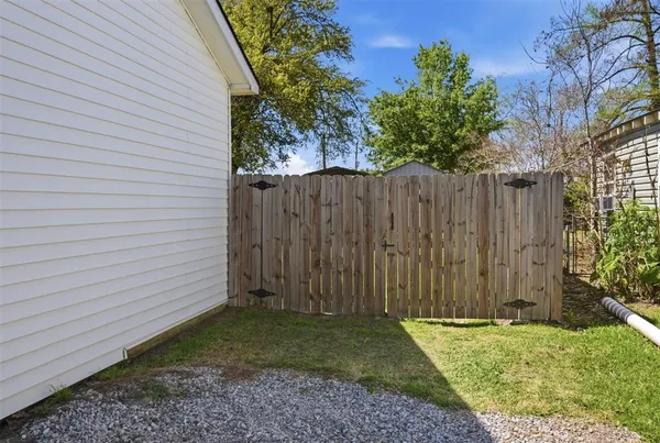 $164,500 | 4022 Auburn Street, Lake Charles, LA 70607