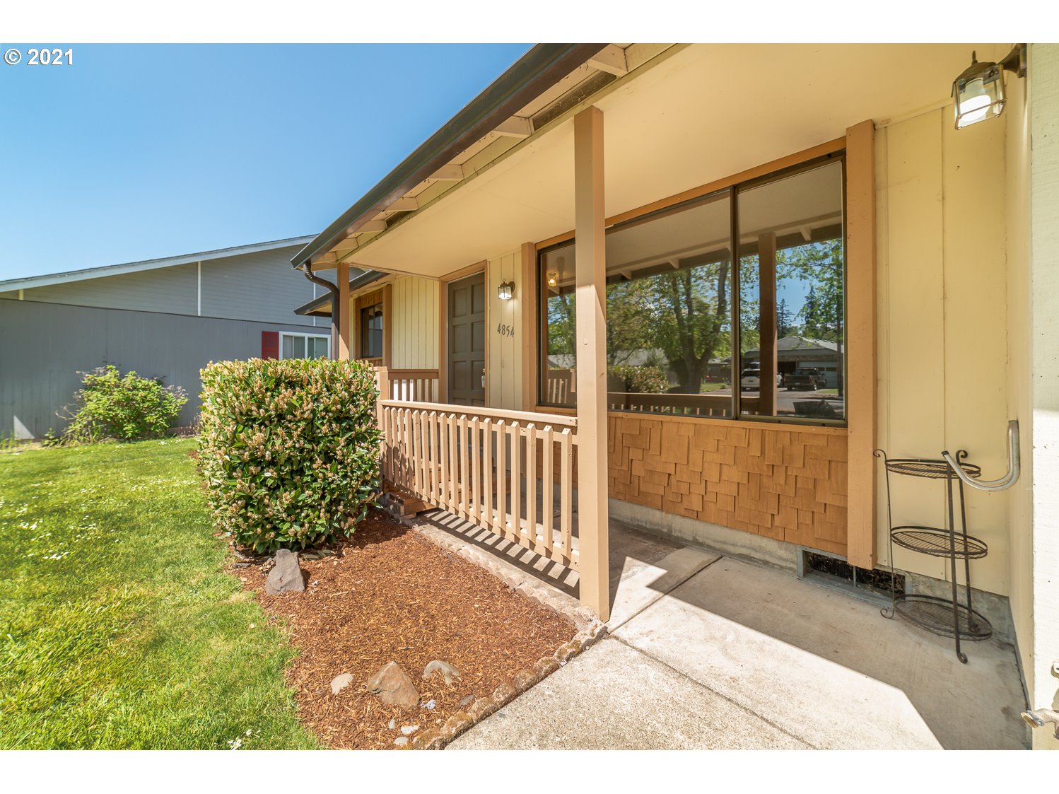 4854 Camellia Street Springfield, OR 97478 - Photo 2 of 30 Gallery Image 2